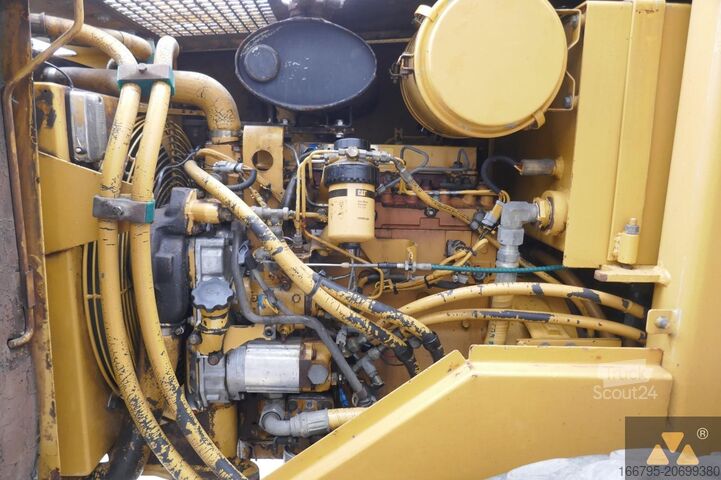Single drum roller Caterpillar CS433C