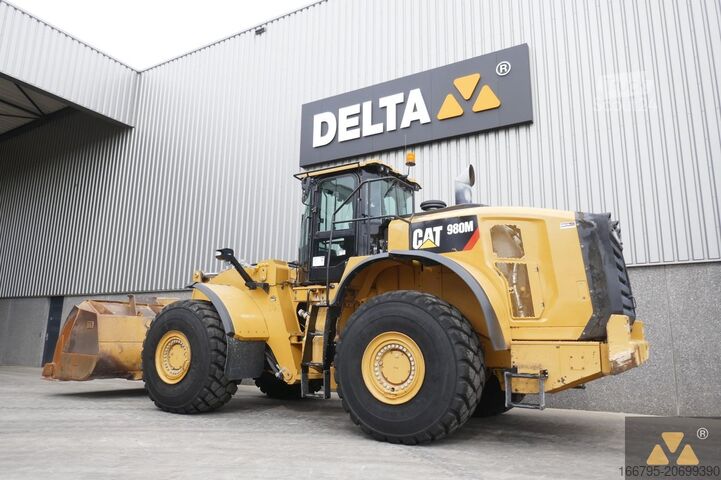 Wheel loader Caterpillar 980M