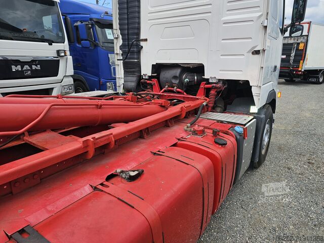 شاحنة قلّابة بذراع تحميل متحرك Volvo FH520 6x4 Multilift SAWO 20T