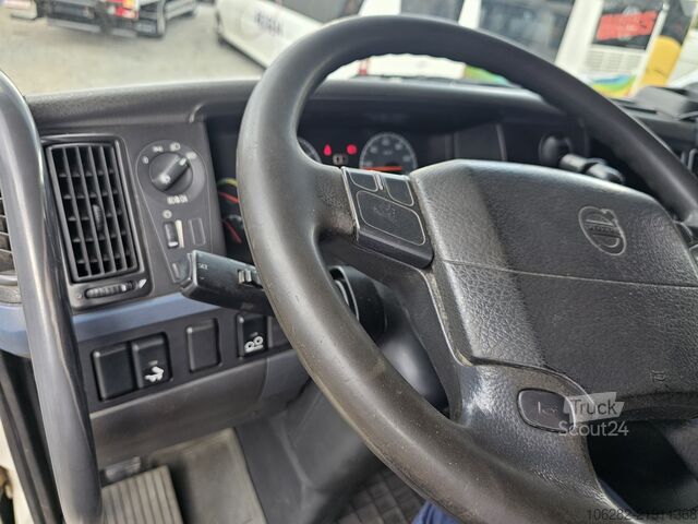 شاحنة قلّابة بذراع تحميل متحرك Volvo FH520 6x4 Multilift SAWO 20T