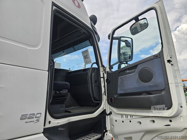 شاحنة قلّابة بذراع تحميل متحرك Volvo FH520 6x4 Multilift SAWO 20T