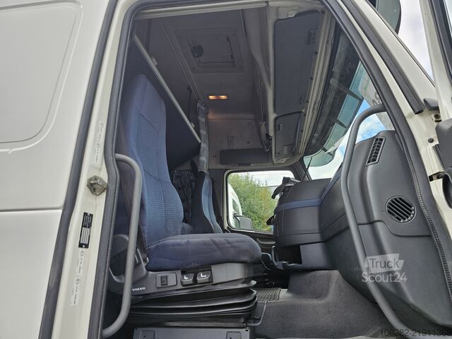 شاحنة قلّابة بذراع تحميل متحرك Volvo FH520 6x4 Multilift SAWO 20T