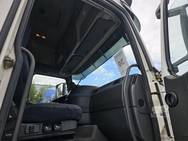 شاحنة قلّابة بذراع تحميل متحرك Volvo FH520 6x4 Multilift SAWO 20T
