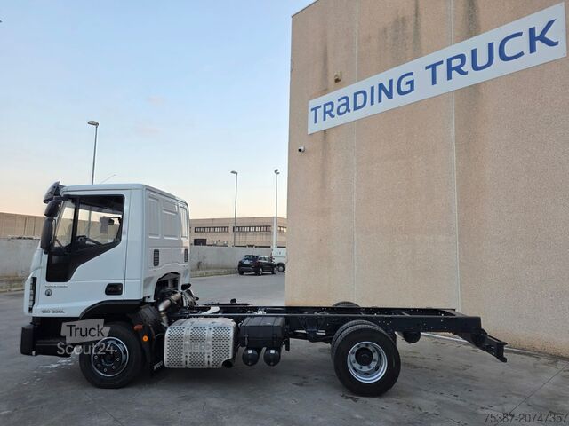 шаси на камион IVECO EuroCargo 120