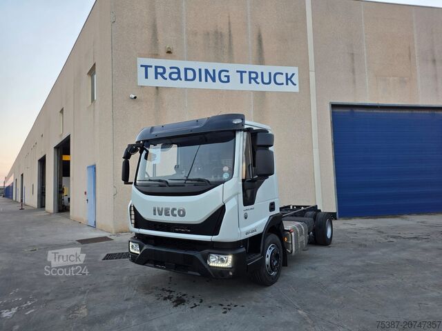шаси на камион IVECO EuroCargo 120