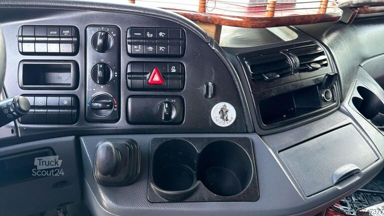 Standaard trekker Mercedes-Benz actros 1844 (MP3 / FULL SPOILERS / GOOD CONDITI...