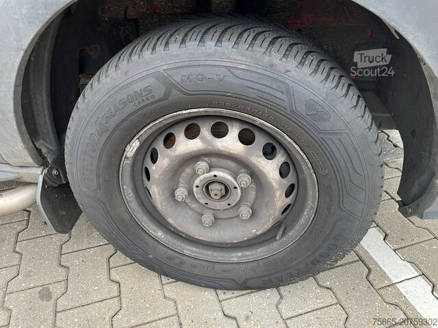 Stationwagen met hoog dak Ford Transit  2.0 TDCI Trend / Clutch Broken / 172 d...