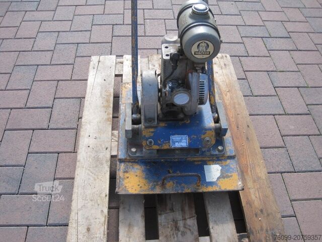 Plakalı kompaktör Wacker BVPN 50