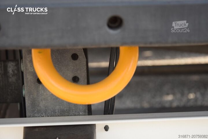 Semirreboque frigorífico SCHMITZ CARGOBULL SKO FP 60 ThermoKing SLXi 300