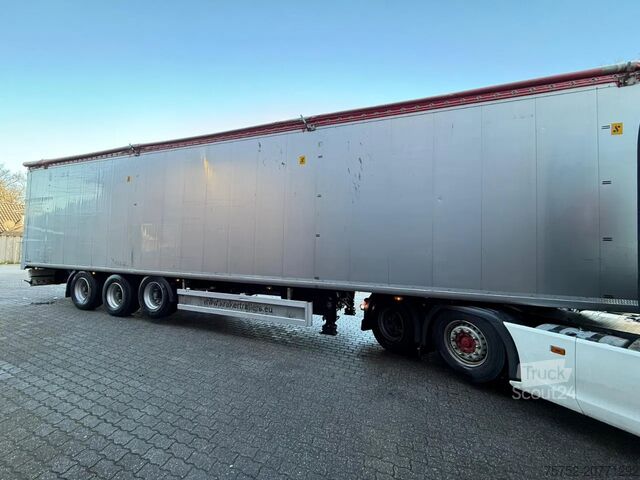 Vloer verplaatsen Kraker 92m3 Cargo floor 5 year old! Liftas Afstandsbed...