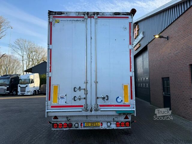 Vloer verplaatsen Kraker 92m3 Cargo floor 5 year old! Liftas Afstandsbed...