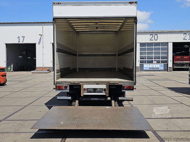 Gesloten bak IVECO 150E25 EUROCARGO EEV AIRCO LIFT