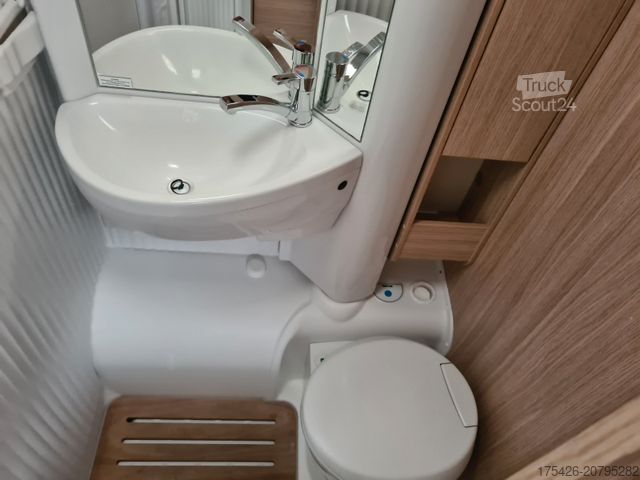 Pusiau integruotas kemperis SUNLIGHT V 66 TV Sat Solar Navi