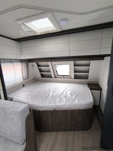 Caravana HOBBY Excellent Edition 545 KMF Auflastung