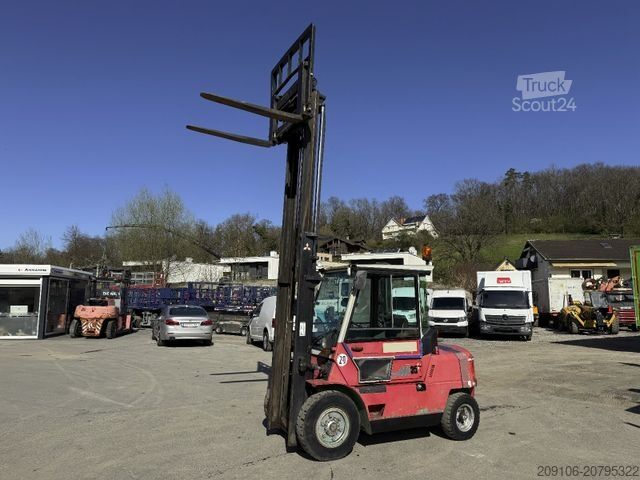 Priekinis krautuvas MITSUBISHI FD 35 Seitenschieber Zinken Gabel Kabine