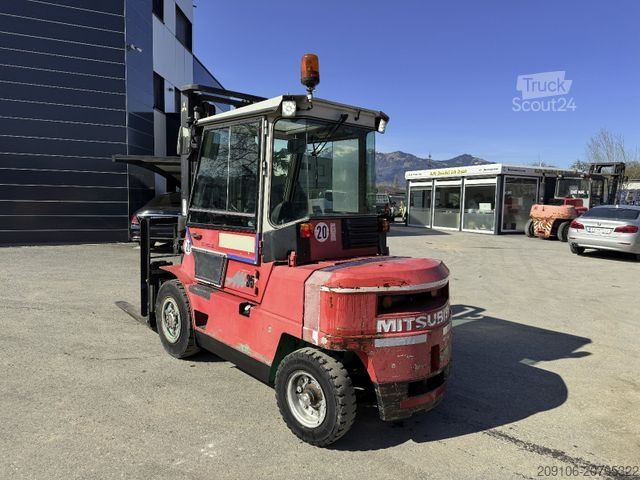 Priekinis krautuvas MITSUBISHI FD 35 Seitenschieber Zinken Gabel Kabine