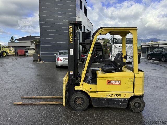 Ανυψωτικό περονοφόρο με εμπρόσθιο φορτηγό HYSTER J2.00XM-717 Elektro Seitenschieber Freihub