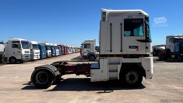 Standard-SZM Renault Magnum 470 (POMPE MANUELLE / MANUAL PUMP / BOIT...