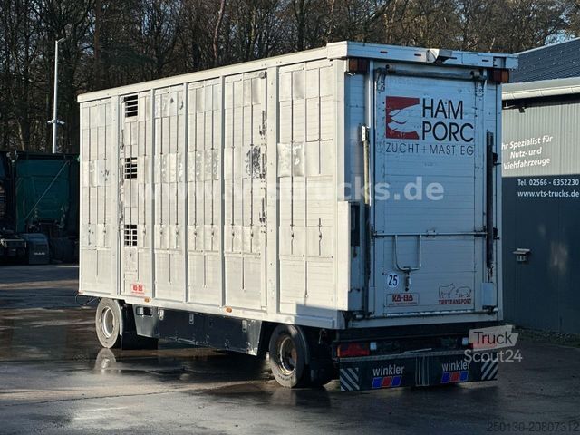 Atrelado de transporte de cavalos Bannas AT 18/71 3-Stock Viehtransporter