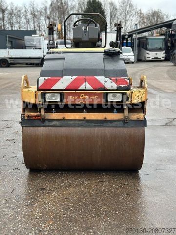 Валяк с един барабан DYNAPAC CC 142 Tandemwalze