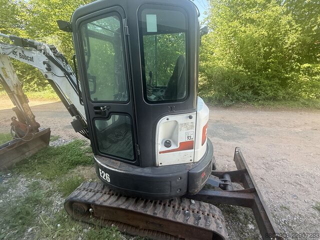 Mini ekskavatorius Bobcat E26