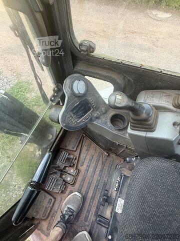 Mini ekskavatorius Bobcat E26