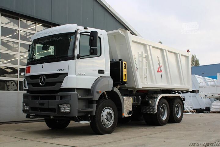Teherautó Mercedes-Benz Axor 3344 K 6x4 Tipper Truck