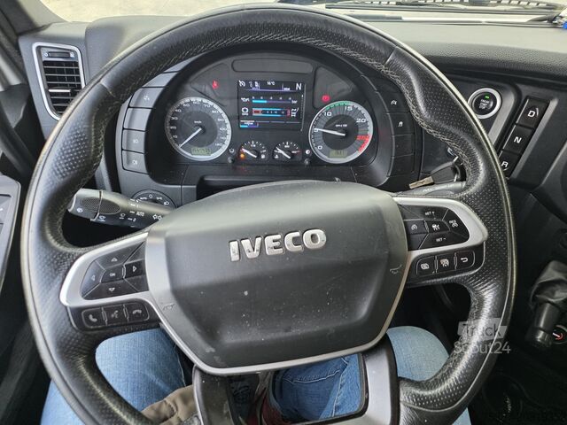 Tractora standard Iveco 440S51