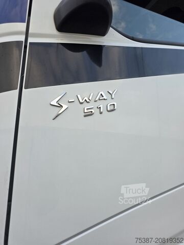 Tractora standard Iveco 440S51