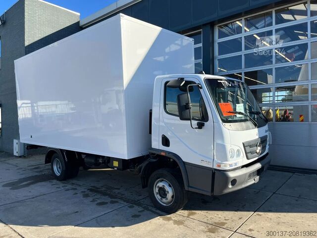 čemodāns Mercedes-Benz Accelo 915 4x2 Closed Cargo Truck