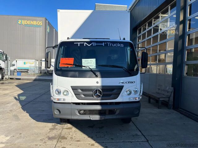 čemodāns Mercedes-Benz Accelo 915 4x2 Closed Cargo Truck