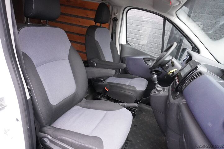 Panelová dodávka Opel Vivaro 1.6 CDTI 125PK L2H2 - EURO 6 - Airco - C...
