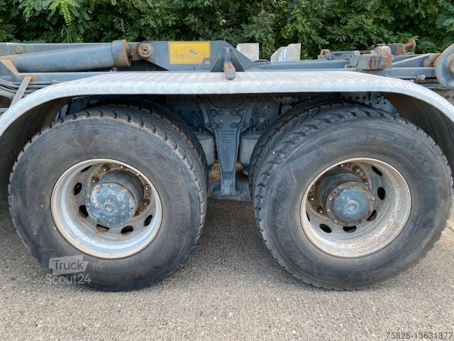Abrollkipper MERCEDES-BENZ Actros 2636 / Schaltgetriebe