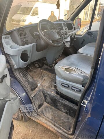 Furgone a pianale doppia cabina Ford TRANSIT **NO KEYS-PAS DE CLE-2400MOTOR**