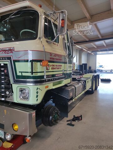 Podwozie ciężarówki International Harvester COF4070B