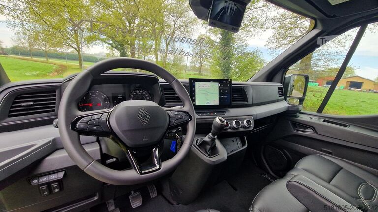 Horse transportation Renault Master STX S3 paardenwagen demo Pro-Safety mode...