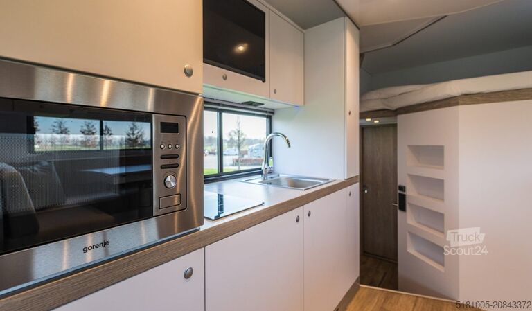 Transport de chevaux Mercedes Actros AKX Jong AKX paardenvrachtwagen 6paards ...