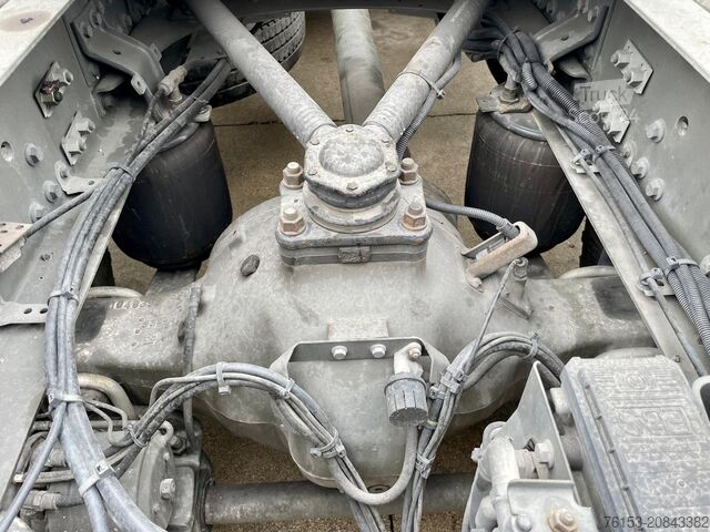 Tracteur routier standard Volvo FH 12-460