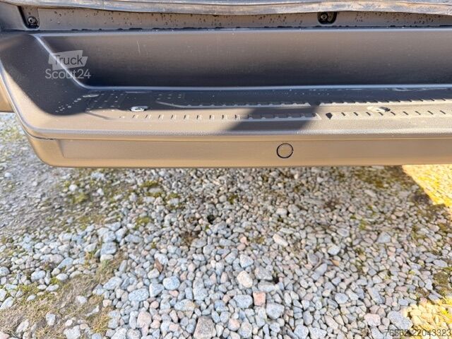 Forhøjet og forlænget kassevogn VW Crafter Kasten 35 Maxi Hochdach Klima K