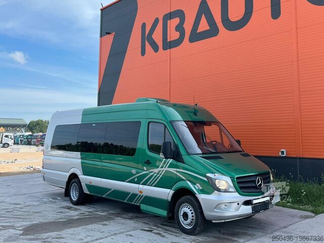 Mikroautobuss Mercedes-Benz Sprinter 516 23 SEATS