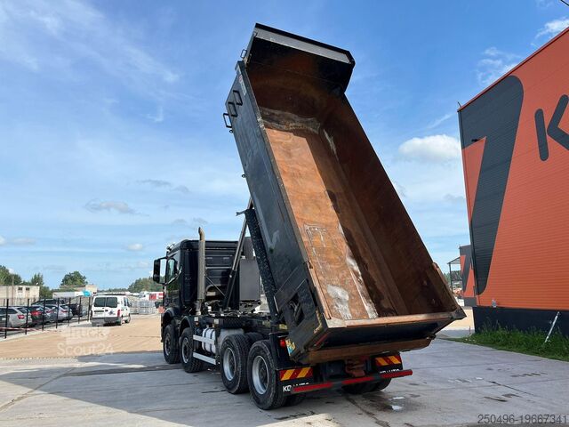 Tipper Mercedes-Benz Arocs 3253 8x4 2019