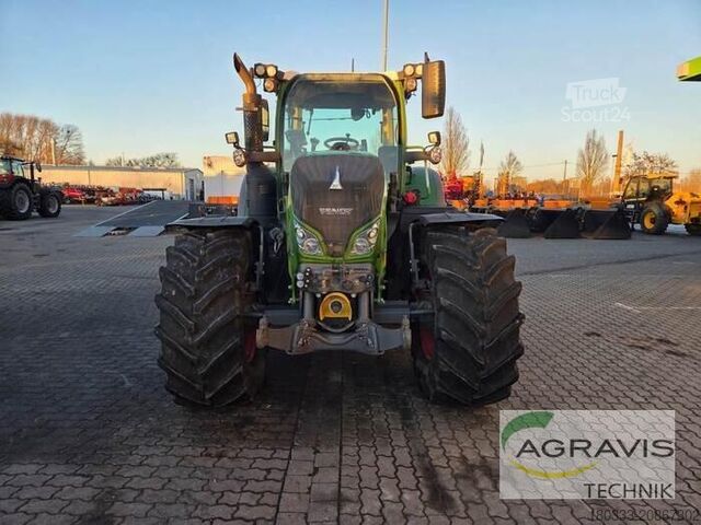 Traktor Fendt 720 VARIO S4