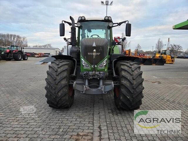 Traktor Fendt 828 VARIO S4