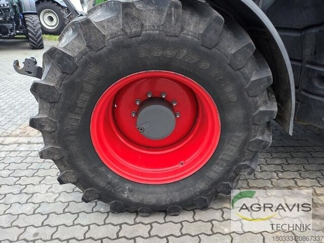 Traktor Fendt 828 VARIO S4