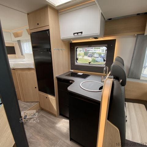 Polintegriran avtodom SUNLIGHT T 67 Adventure, 5 Sitze,Navi,RFK,6E,LED,AKTION