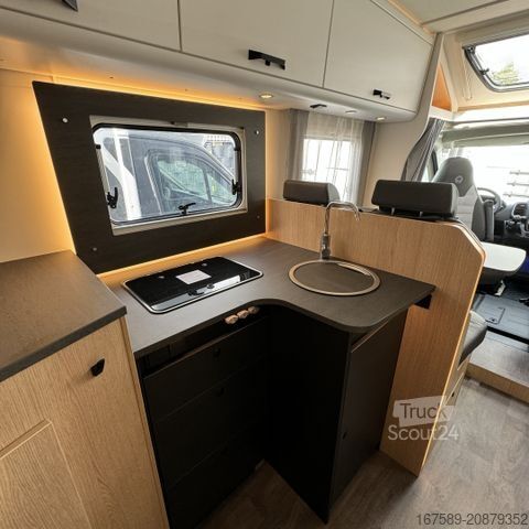 Polintegriran avtodom SUNLIGHT T 67 S Adventure, 140PS,90l,Heizung 6E,Aktion