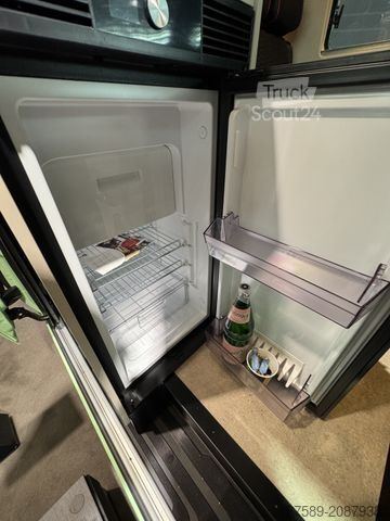 Avtodom BÜRSTNER Habiton HM 6.0, RT,Autarkie-,Winterpaket,AHK