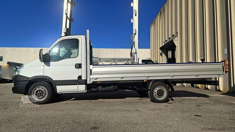 Fiksni zabojnik kombi Iveco Daily 35