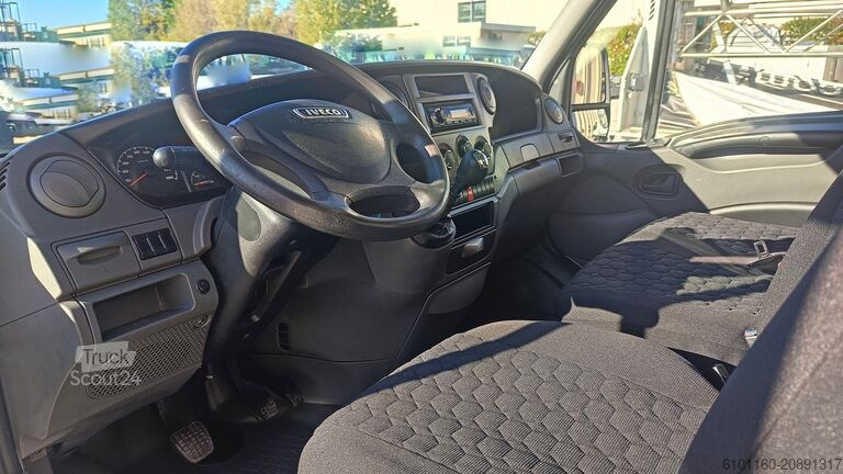 Fiksni zabojnik kombi Iveco Daily 35