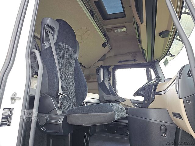 Standaard trekker MERCEDES-BENZ ACTROS 1848 LS MP5 RETARDER XENON
